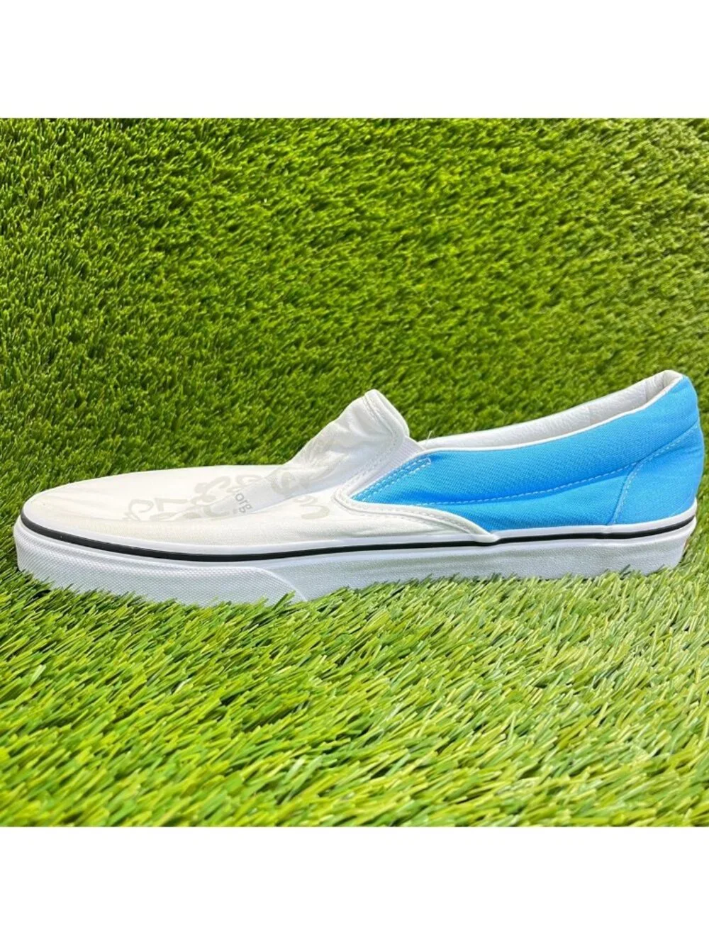 Vans please review